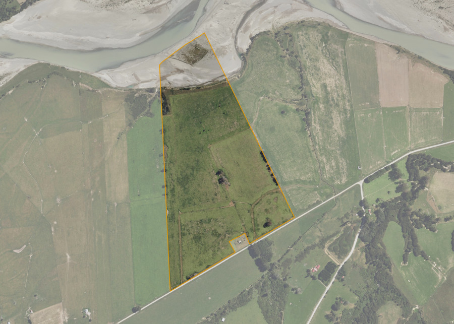 Land lot for Ahikouka B2B2