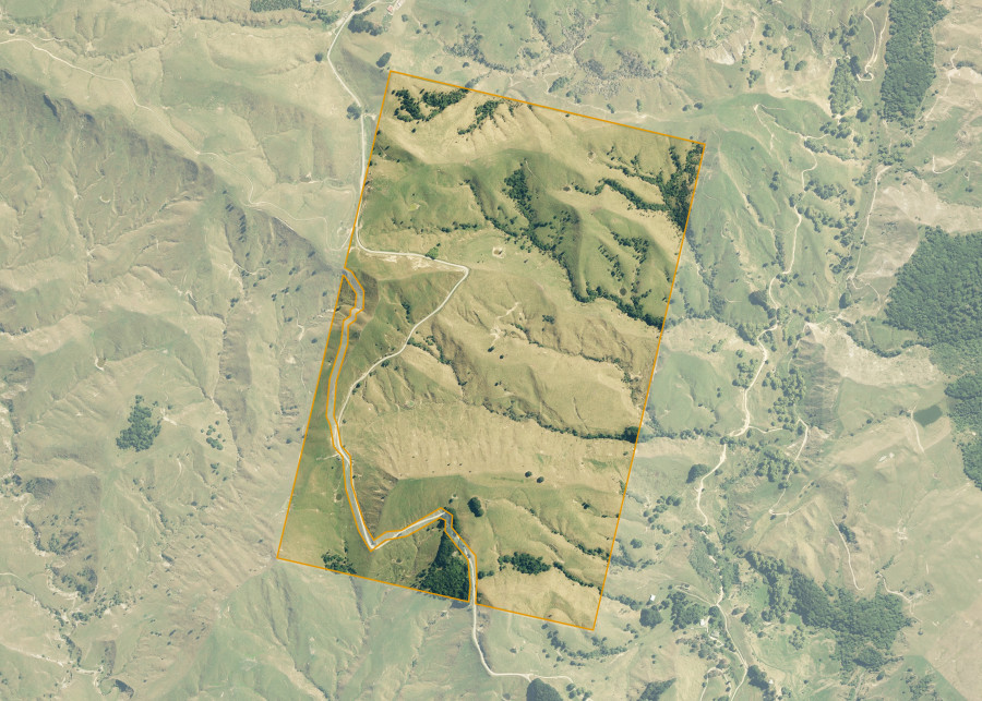 Land lot for Matakuhia