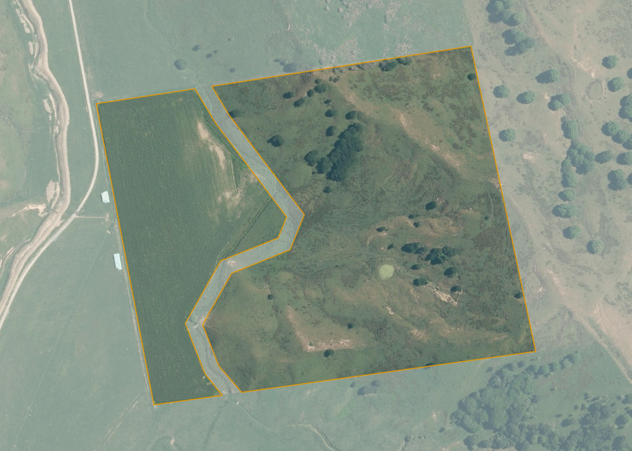 Land lot for Paremata 1E1