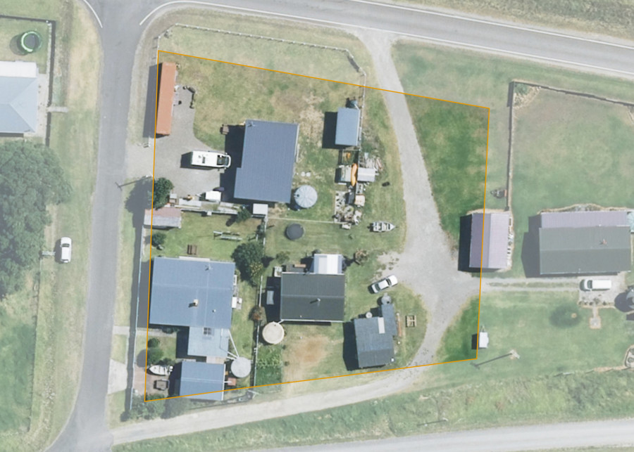 Land lot for Tapuaeoteao F