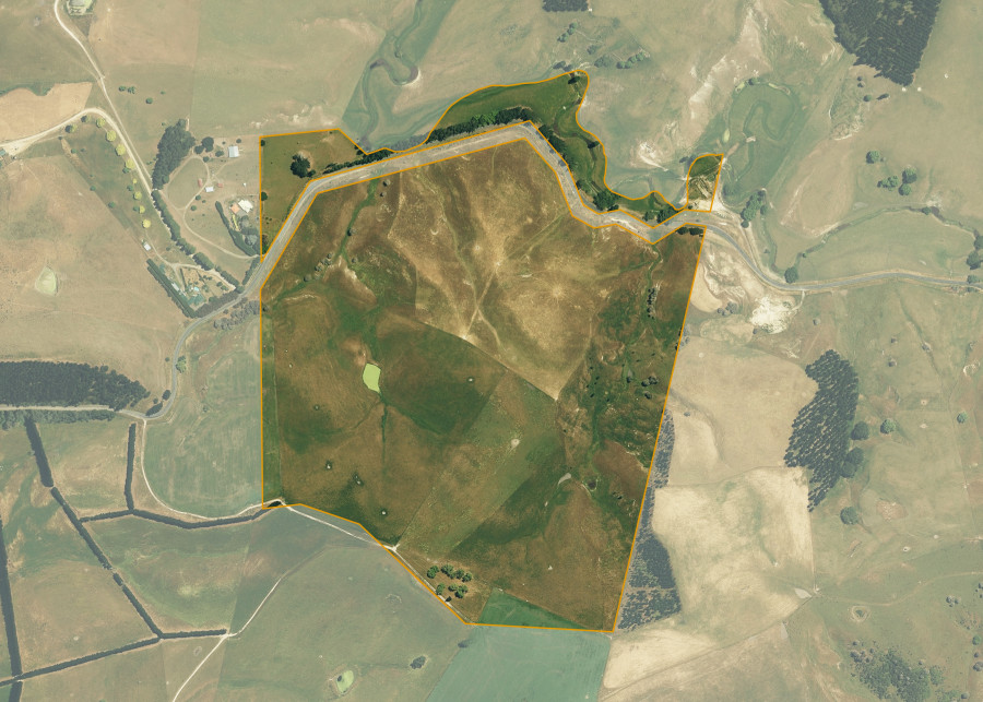 Land lot for Eparaima G2