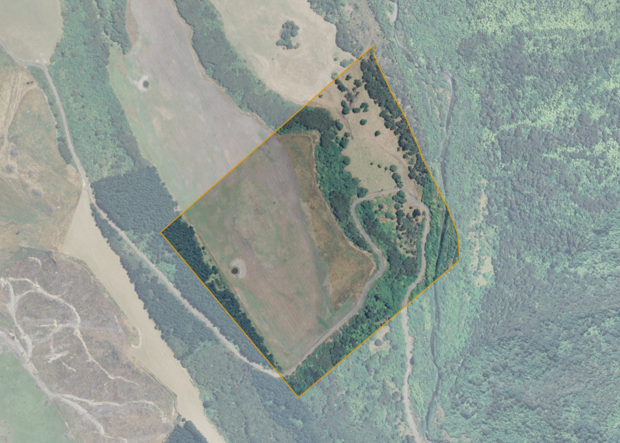 Land lot for Pirinoa 7