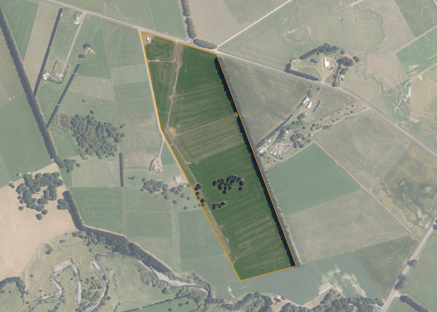 Land lot for Tahoraiti 1B1