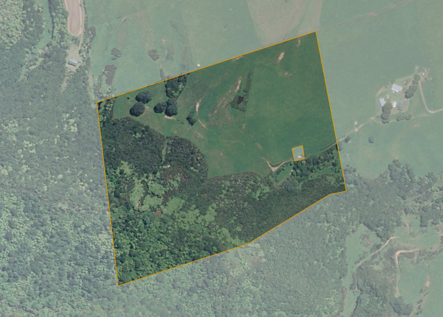 Land lot for Torere 32B2