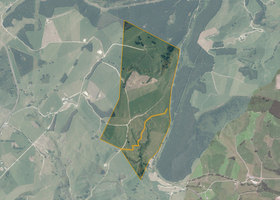 Land lot for Tatua East 27