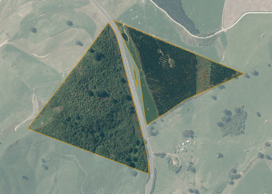 Land lot for Tatua East 7