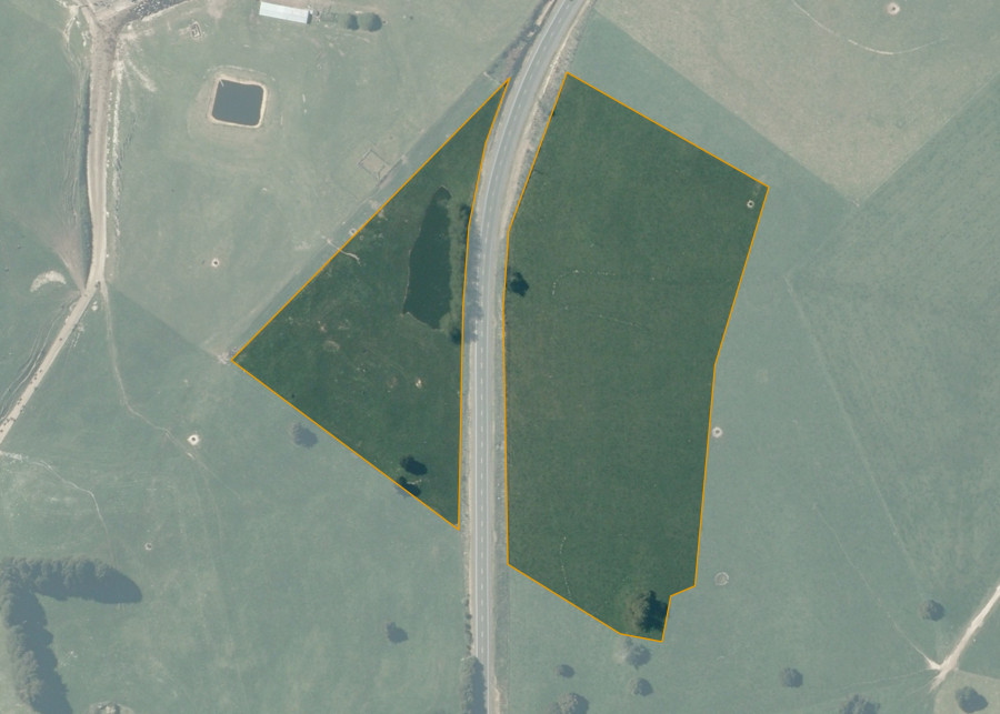 Land lot for Tatua East 12A