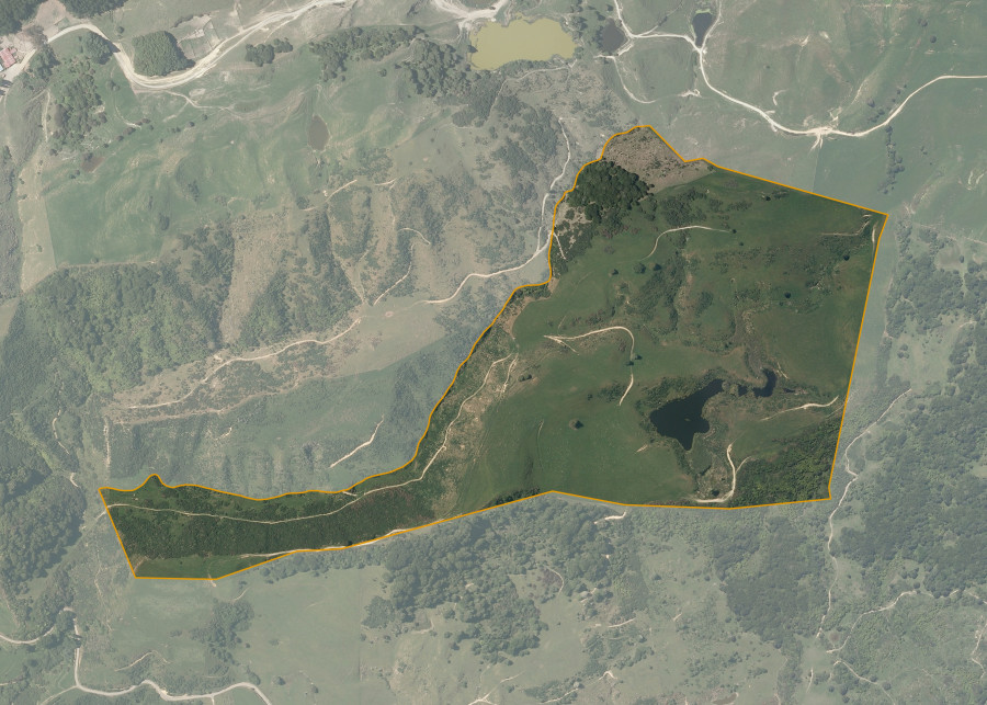 Land lot for Ranana 7