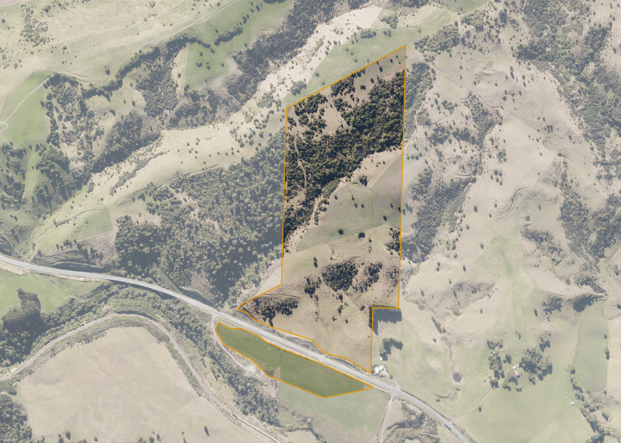 Land lot for Motukawa 2B 11B