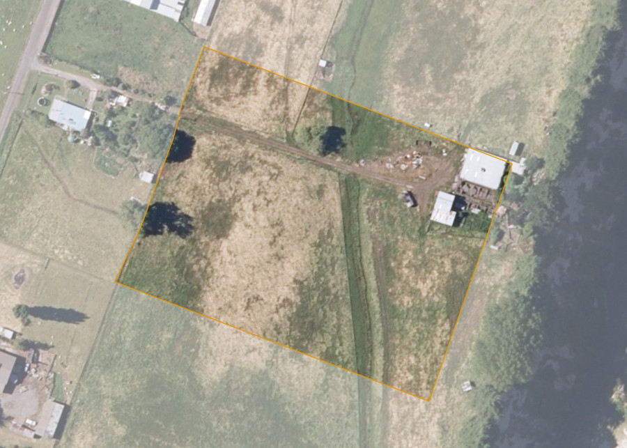 Land lot for Awarua Pt 4C9G Sec's  14 & 15
